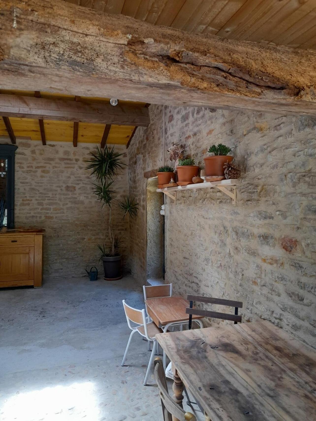 At The End Of The World -Bussires Burgundy Villa Bussieres  Exterior photo